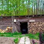 Gospodarstwo agroturystyczne Gajówka *